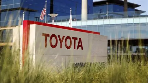 Toyota 4 шалтгааны улмаас  Японы бизнесийн түүхэнд шинэ амжилт тогтоолоо
